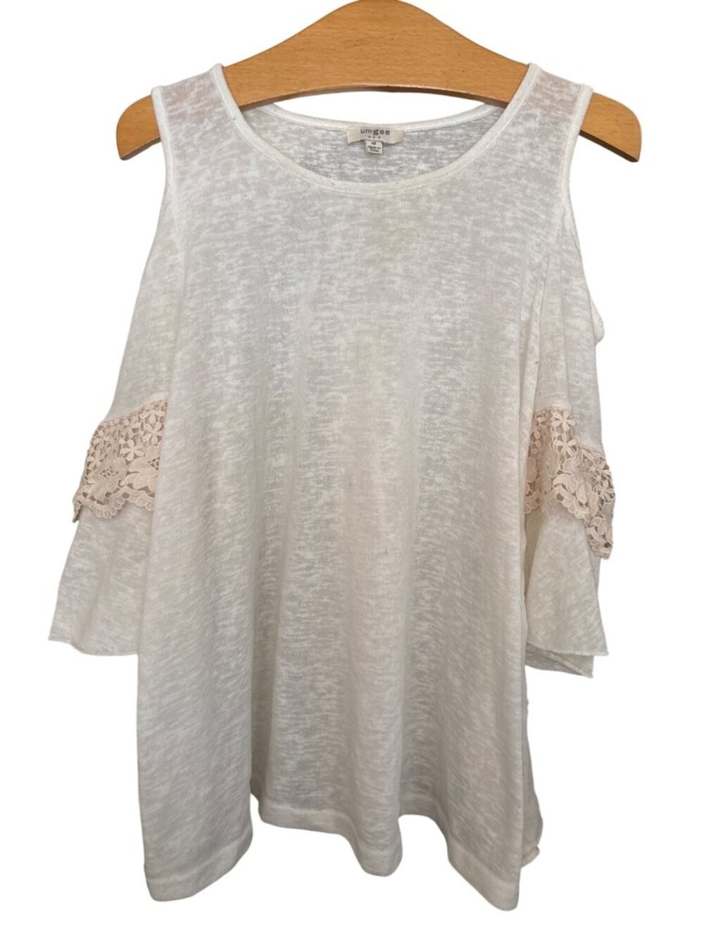 Women’s Umgee USA Cold Shoulder Cream With Lace Shirt Top Size Med Knit Sleeve